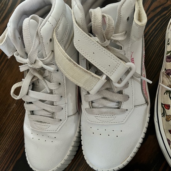 Big girl sneakers - Picture 4 of 9